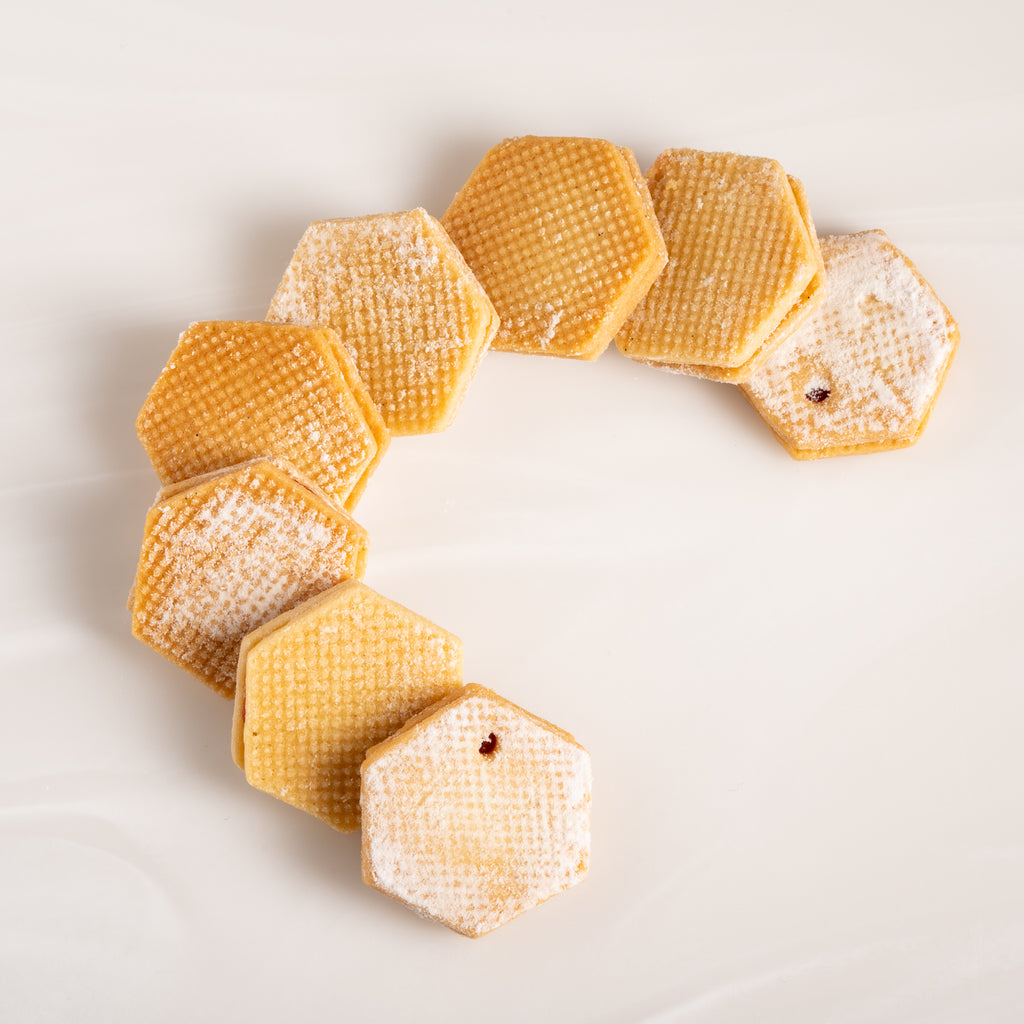 Biscuits <br><i>Cookies</i>