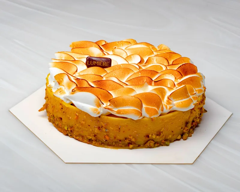 Lemon Pistachio Meringue Cake