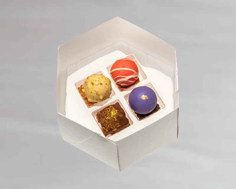 One Biter Assortment Box (4 pcs)